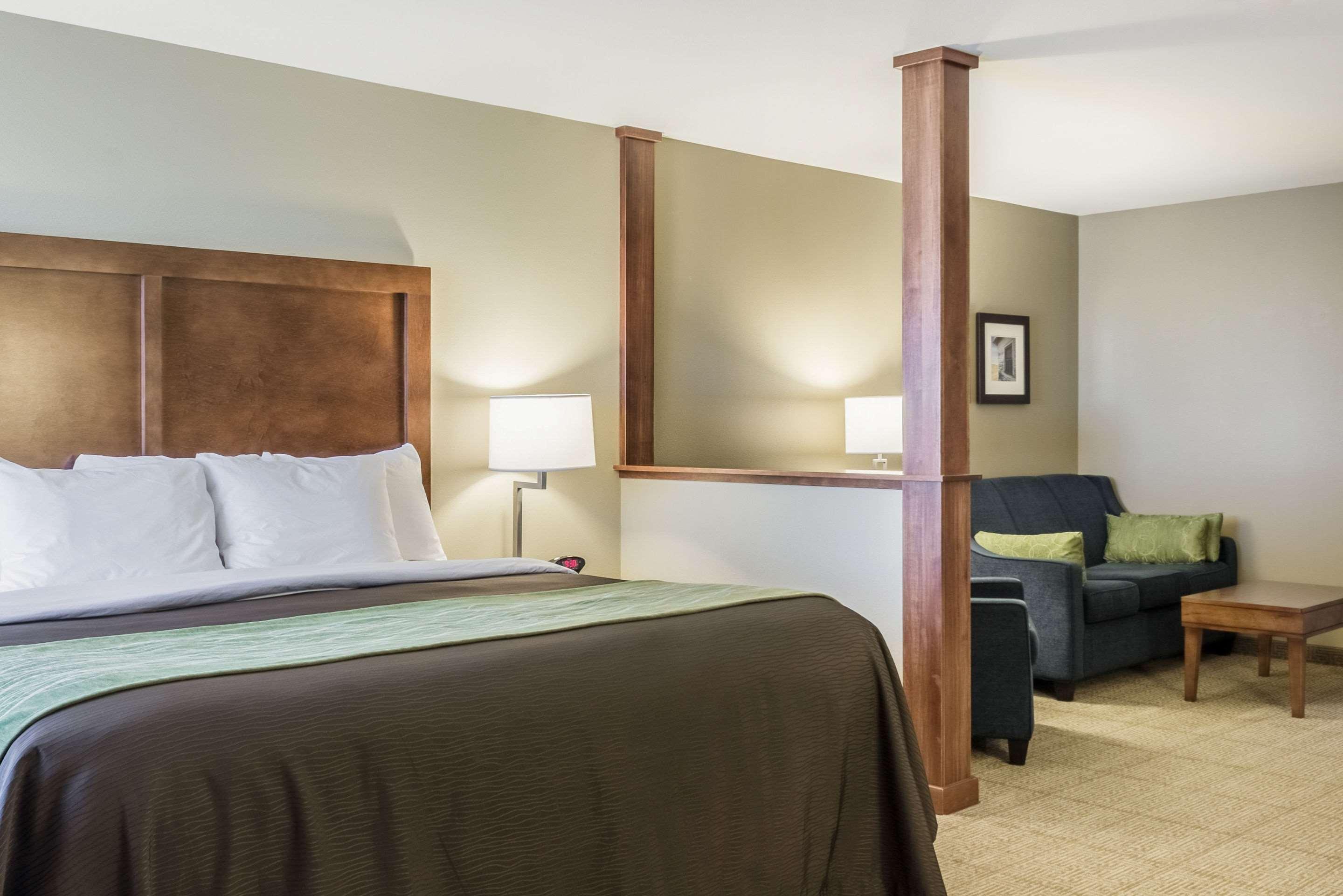 Comfort Inn & Suites Avera Southwest Sioux Falls Exterior photo
